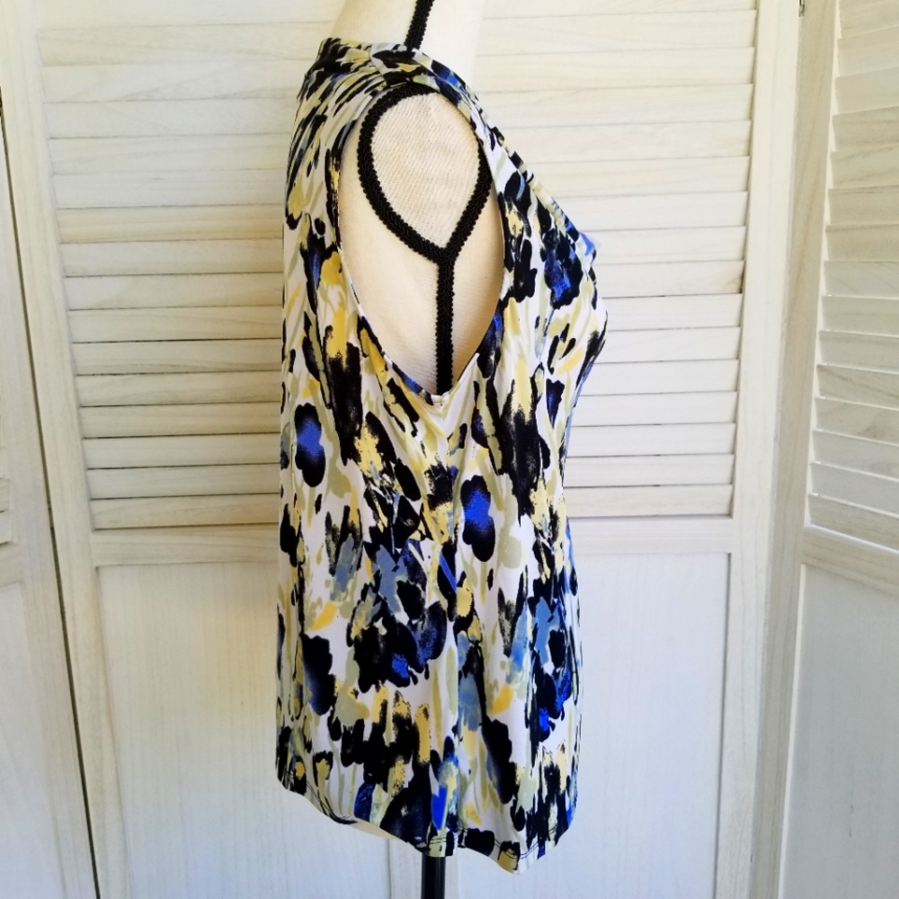 Jones Studio Sleeveless Blouse. Size Large - Picture 2 of 10